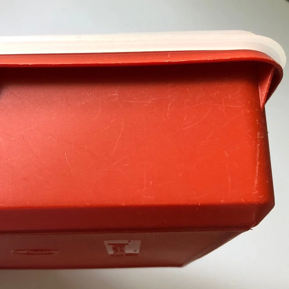 Tupperware vintage square